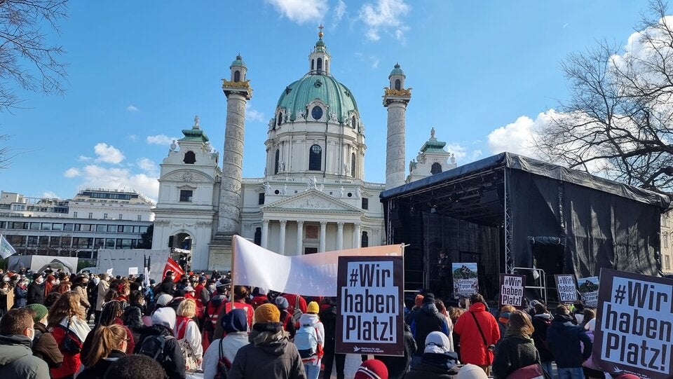 Eskalation bei Corona-Demo: Elf Festnahmen, 1.650 Anzeigen