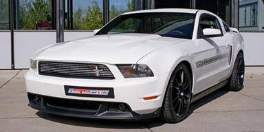 Ford Mustang 2011 mit Kompressor-Power