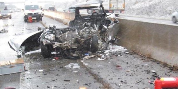 Geisterfahrer-Unfall fordert zwei Schwerstverletzte