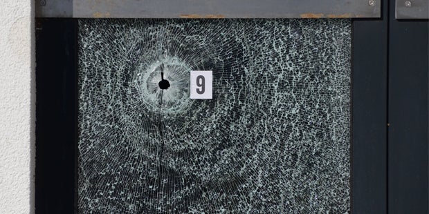 Geiseldrama: Räuber-Duo mit Beute auf der Flucht