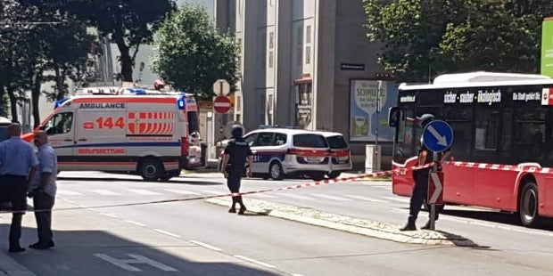 Polizeieinsatz in Wien: Mann lebensgefährlich verletzt