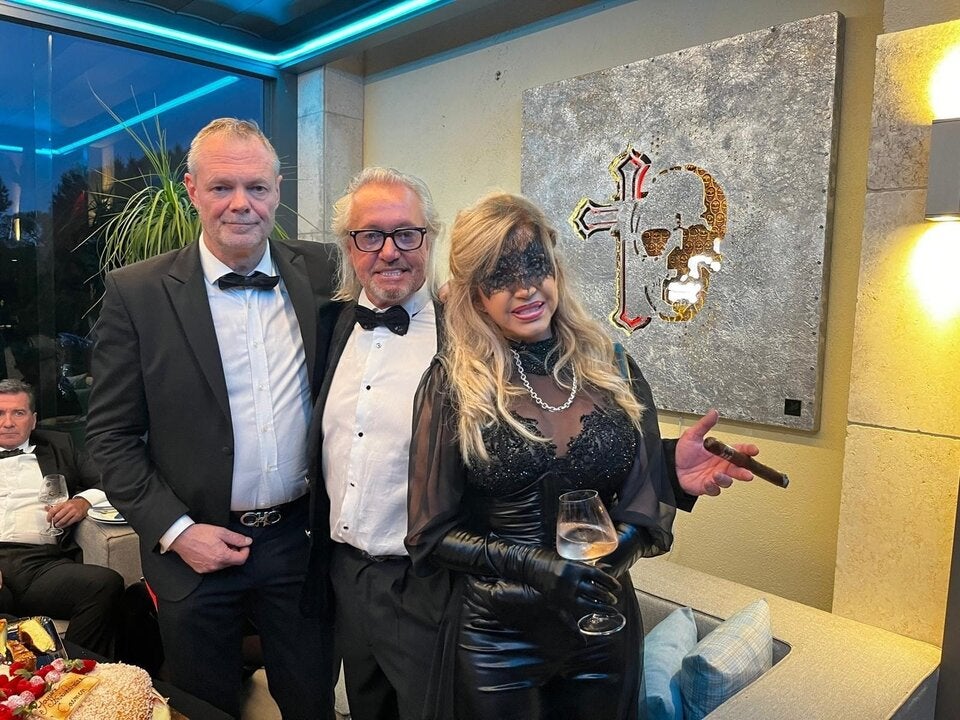 Klaus Biedermann mit Robert und Carmen Geiss