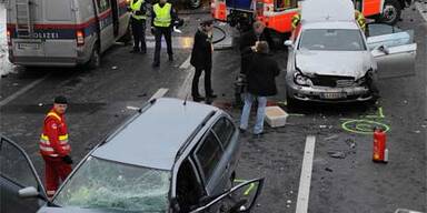 Geisterfahrer-Unfall auf A7 mit mehreren Verletzten