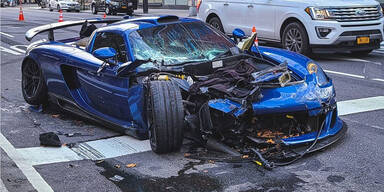 Drogenlenker (33) schrottet 800.000-Euro-Porsche
