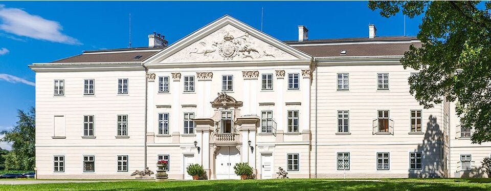 Schloss als Gefängnis Schwarzau