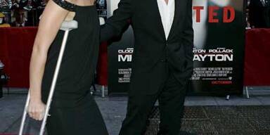 Georges Flamme nach Unfall auf Krücken