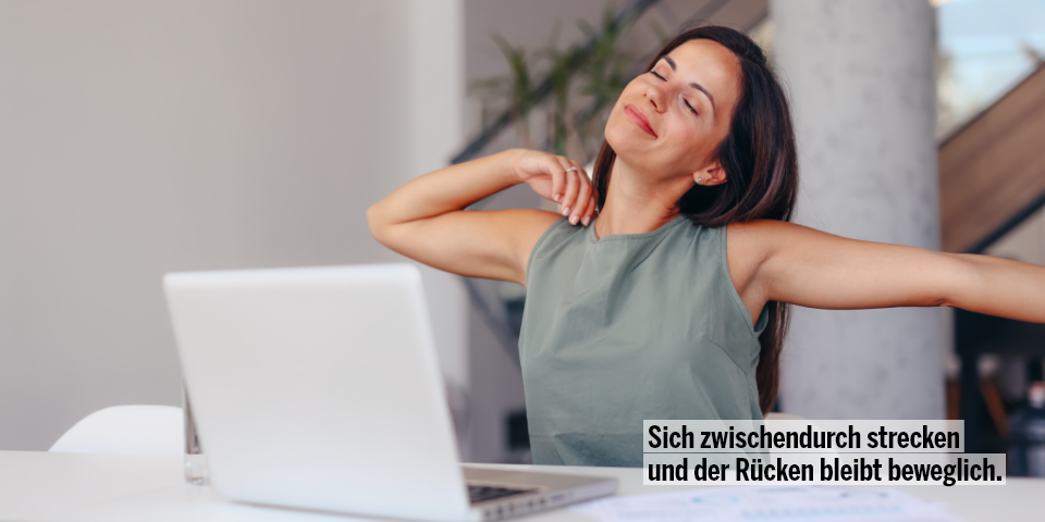 Gerade sitzen ist am gesündesten. Falsch –  langes, starres Sitzen kann dem Rücken schaden