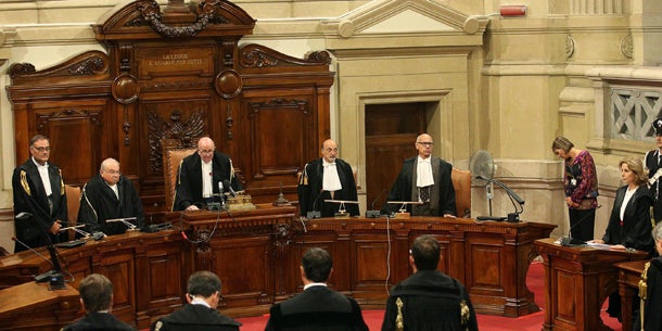 Vier Jahre Haft: Berlusconi weint