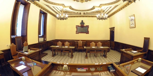 Prozess gegen Papst-Diener vertagt