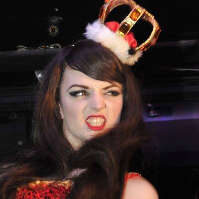 Herzogin Kates kesse Kusine: Katrina Darling strippt in New York