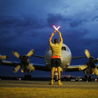 Hinweise auf vermissten Flieger im Süden des Indischen Ozeans