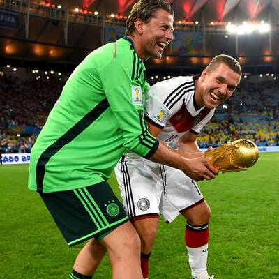 Die besten Jubelbilder von Müller & Co.