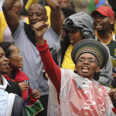 Tausende nehmen Abschied von Nelson Mandela