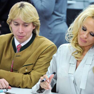 Lugner-Gast Pam verzwaubert Wien