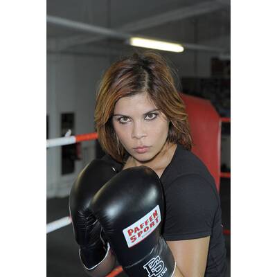 Vorbereitungen für Silikonen-Kampf