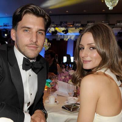 Schöne Roben, lange Beine, runde Bäuche...