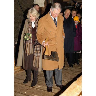 Charles & Camilla: Holzhacken in Norwegen