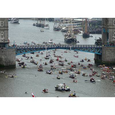 Weltrekord: 1.000 Schiffe ehrten Queen Elizabeth II.