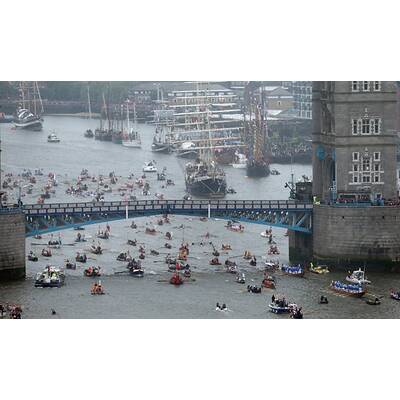 Weltrekord: 1.000 Schiffe ehrten Queen Elizabeth II.