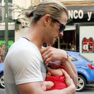 Chris Hemsworth: Stolzer Papa