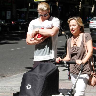 Chris Hemsworth: Stolzer Papa