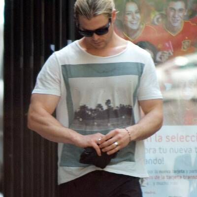 Chris Hemsworth: Stolzer Papa