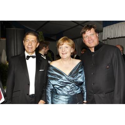 Merkel löste mit Kleiderwahl zum Auftakt der Bayreuther Festspiele Diskussionen aus 