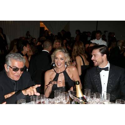 Sharon Stone in Turtel-Stimmung bei der amfAR-Gala in Mailand