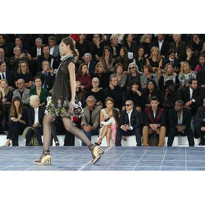 Jennifer Lopez in Paris