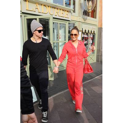 Jennifer Lopez & Casper Smart unterwegs in London