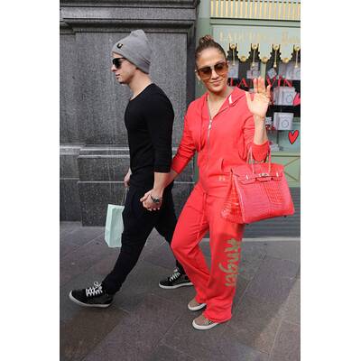 Jennifer Lopez & Casper Smart unterwegs in London