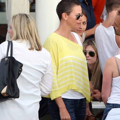 Charlize Theron: Ungeschönt in Südafrika