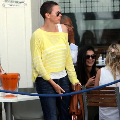 Charlize Theron: Ungeschönt in Südafrika