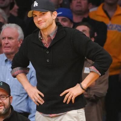 Ashton Kutcher: Flirt mit Kaley Cuoco?
