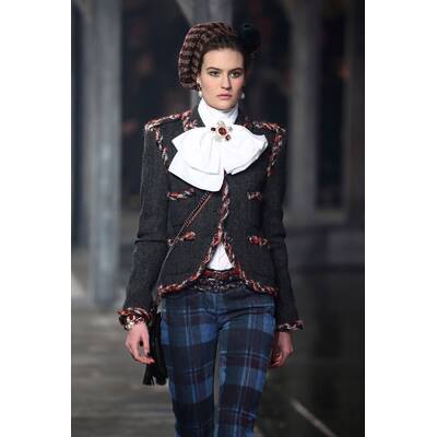 Chanel Métiers d'Art 2013