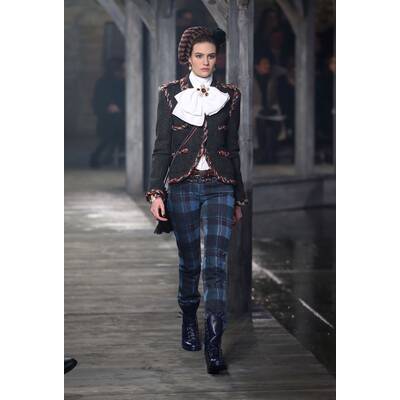 Chanel Métiers d'Art 2013