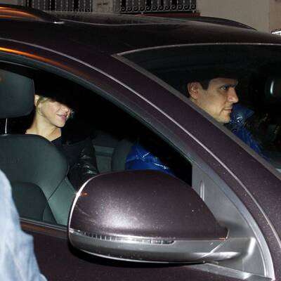 Shakira & Piqué auf dem Weg in die Klinik