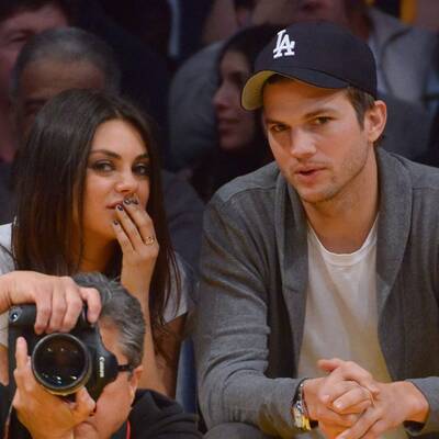 Mila Kunis & Ashton Kutcher: Verliebt beim Basketball