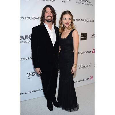 Elton Johns Oscar-Party: Stars in Feier-Laune