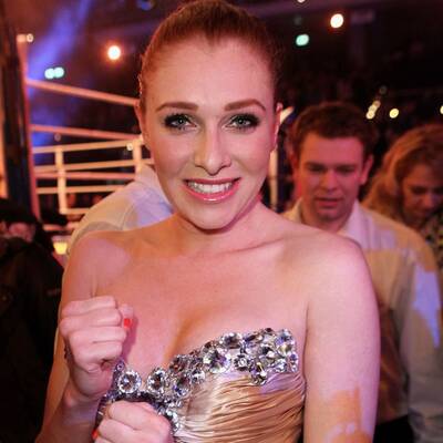 Beim Sat1.-Promiboxen 2013 gab's am 8.März was auf die Mütze. 