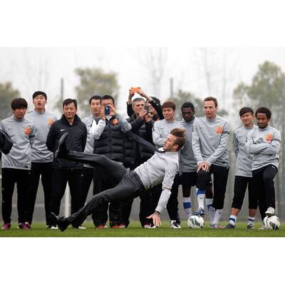 David Beckham: Ausrutscher am Fußballfeld