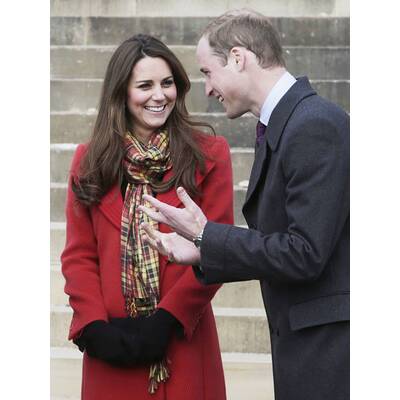 Herzogin lernt Kate-Puppe kennen