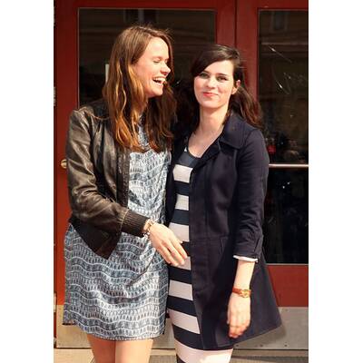 Nora Tschirner zeigt Babybauch