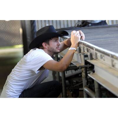 Ashton Kutcher als Cowboy auf Musikfestival 