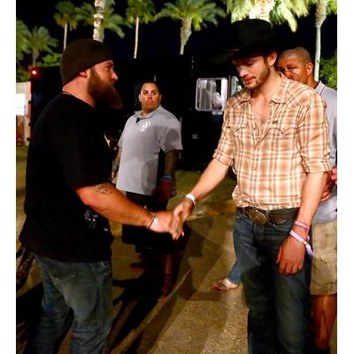 Ashton Kutcher als Cowboy auf Musikfestival 