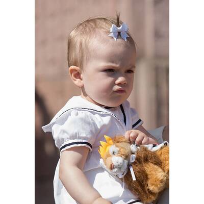 Mini-Prinzessin Estelle verzaubert am schwedischen Nationalfeiertag