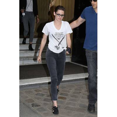 Kristen Stewart hat Farbe unter der Haut