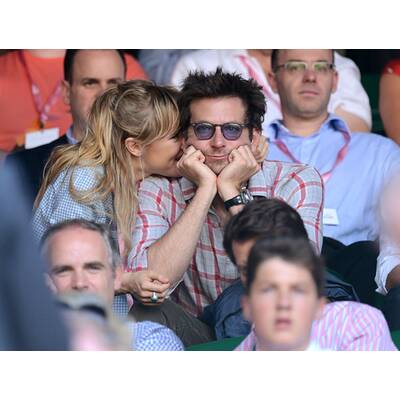 Bradley Cooper & Suki Waterhouse turteln in Wimbledon