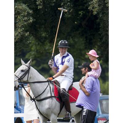 Prinz William und Prinz Harry beim Polo-Turnier