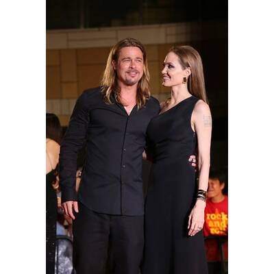 Brad Pitt & Angelina Jolie in Tokyo